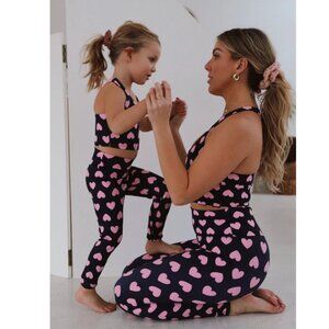 BEACH RIOT Kids Little Peppa Legging in Love Heart Size 2